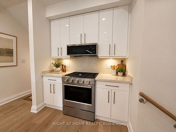 5th image of 57 Hepbourne St #4