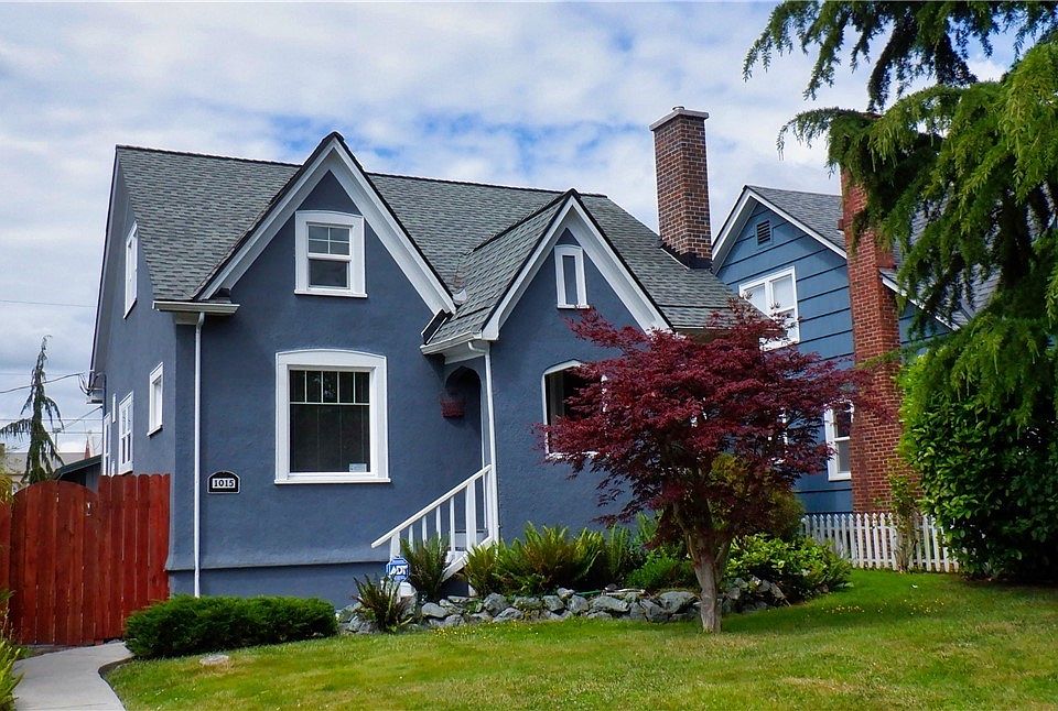 Stucco exterior/50 year roof