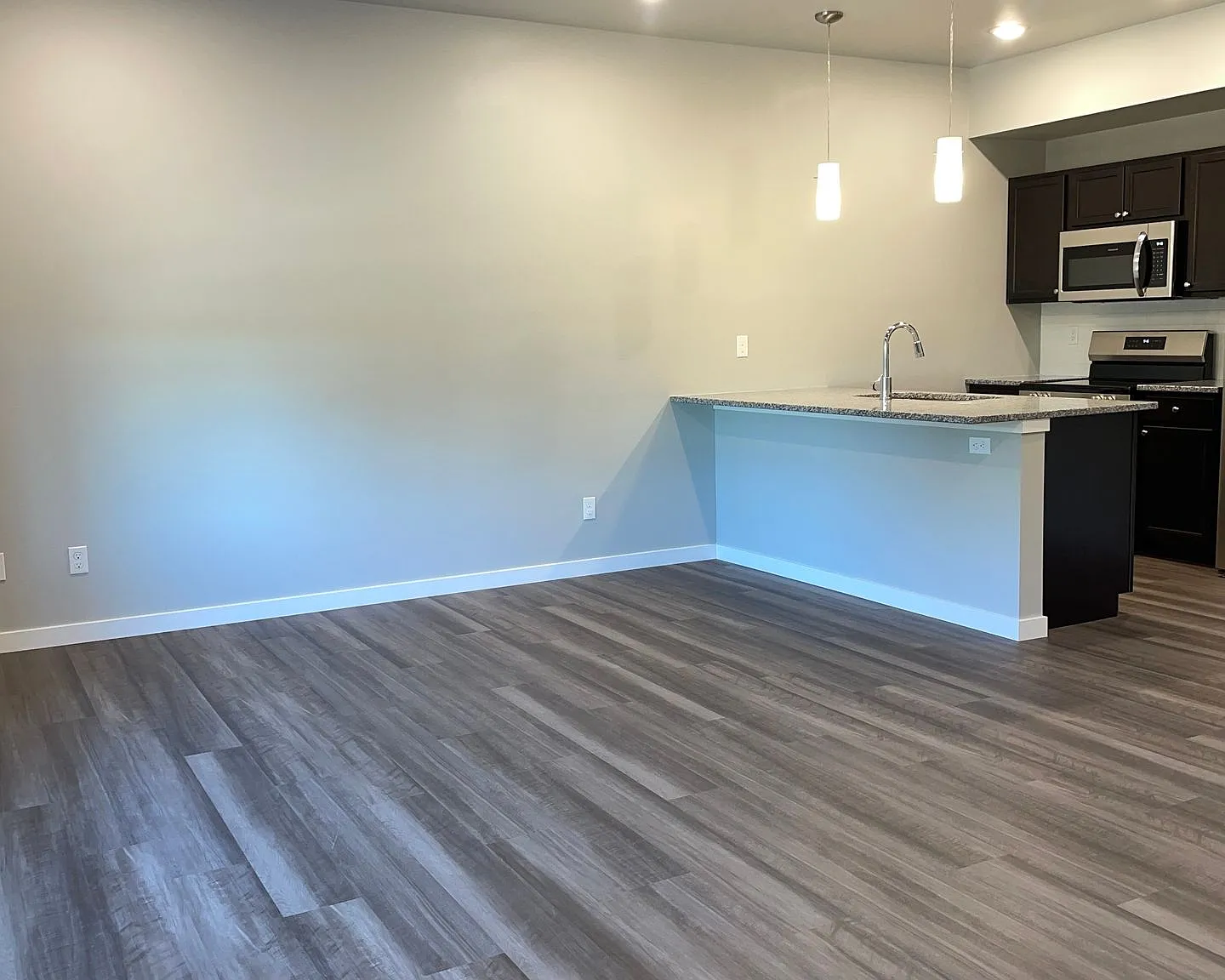 Buffalo Ridge Townhomes | Cedar Rapids 2 Bedroom Townhomes — Photo 1
