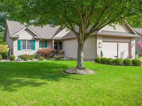 2129 Woodland Estates Dr, Elkhart, IN 46514