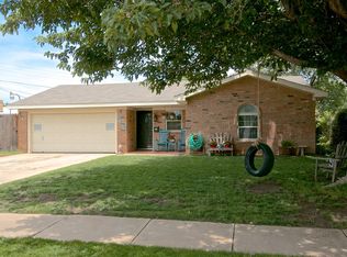 2718 Salem Dr, Amarillo, TX 79110