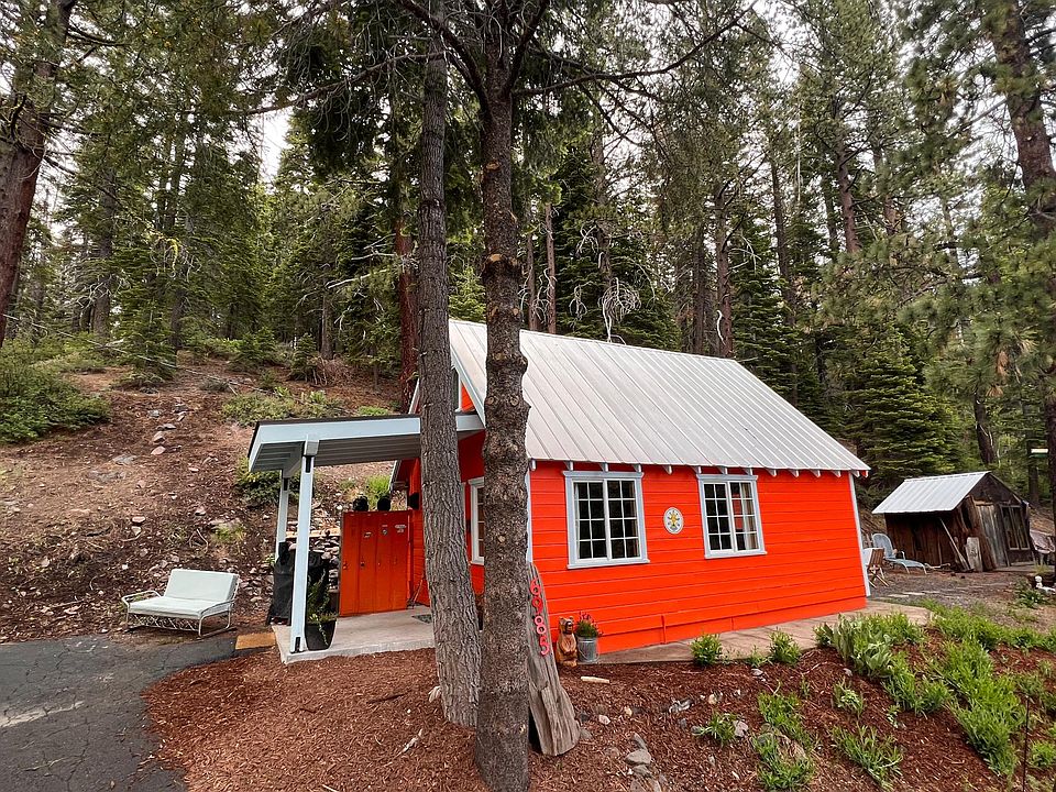 Freshly Painted and newly built front porch. Nectar Orange and frost blue trim