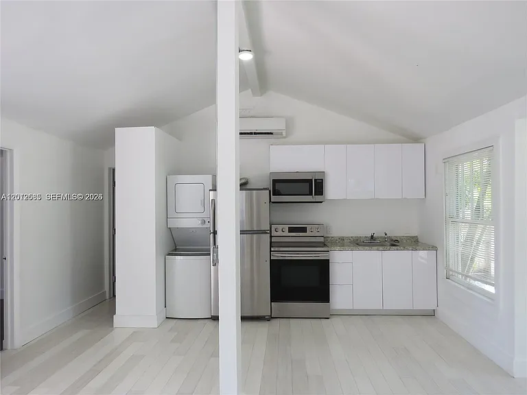 1937 Taylor St #1 — Photo 5