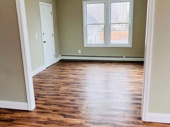 25-27 Dunford St #2, Providence, RI 02909