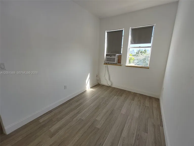 1629 SW 6th St #11 — Photo 25