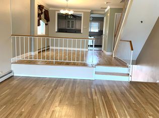 8 Green Valley Rd FLOOR 2, Staten Island, NY 10312