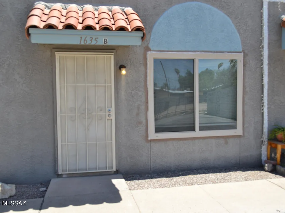 1635 S Jefferson Ave #B