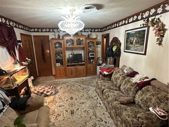 1416 N Roseville St, Altus, AR 72821