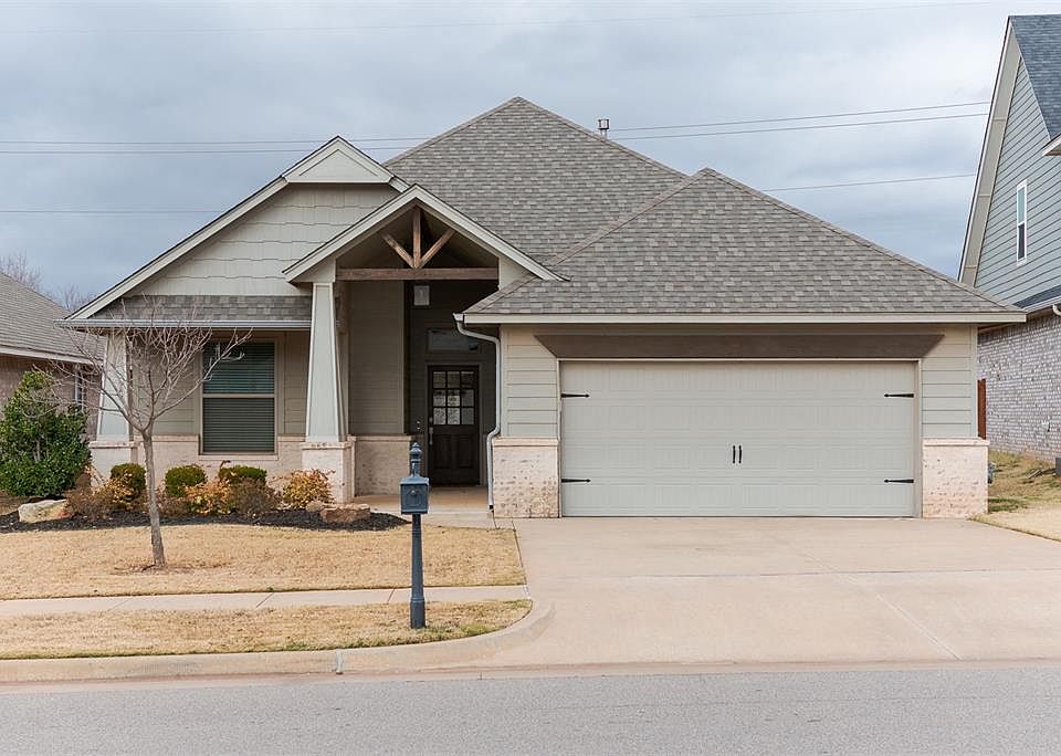 1st image of 721 NW 192nd Ter