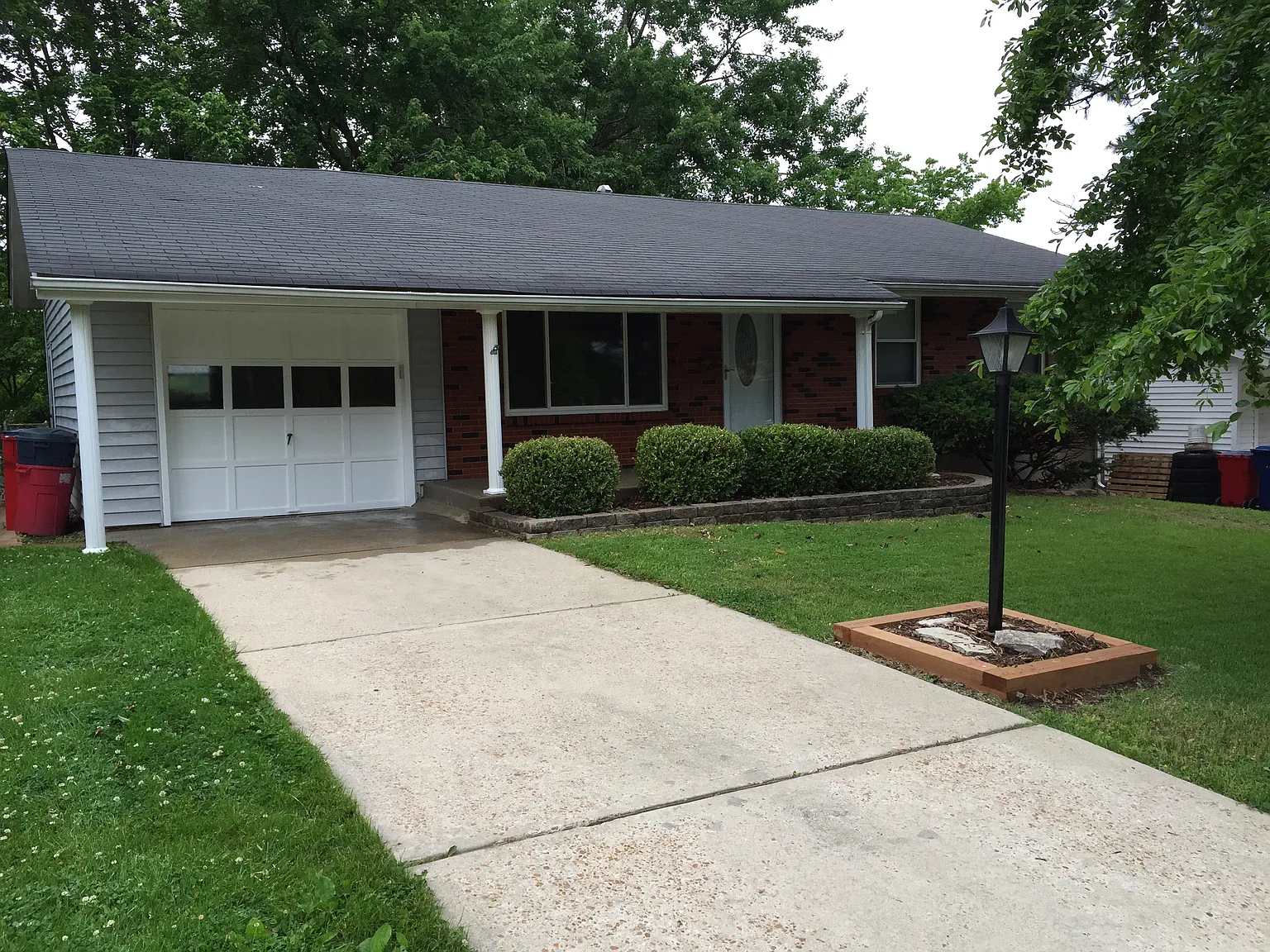 10947 Ambush Dr photo 1