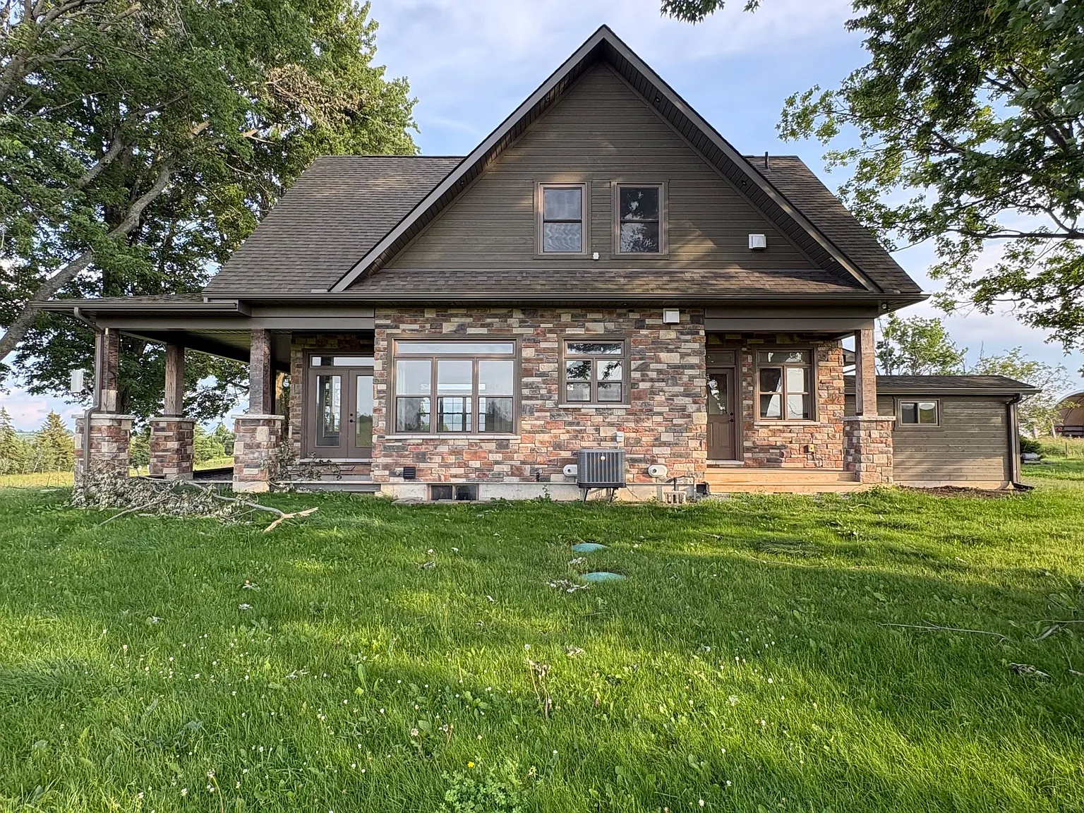 3 bed, $3,300 — Photo 3