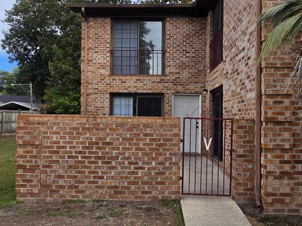 721 Coventry Ln, Florence, SC