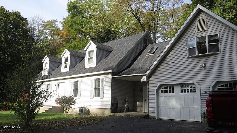 3rd image of 130 Main Street
