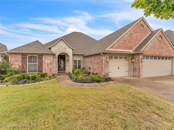 3008 Lake Overlook Ct, Fort Smith, AR 72903