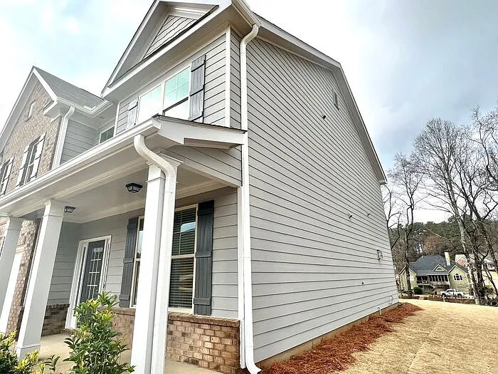 Building Photo - 229 Hellen Valley Dr