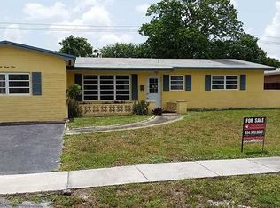 2041 NW 82nd Ave, Hollywood, FL 33024