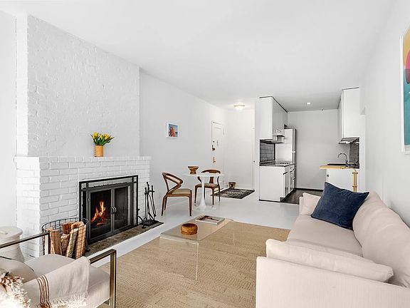 4th image of 92 Horatio St APT 3H