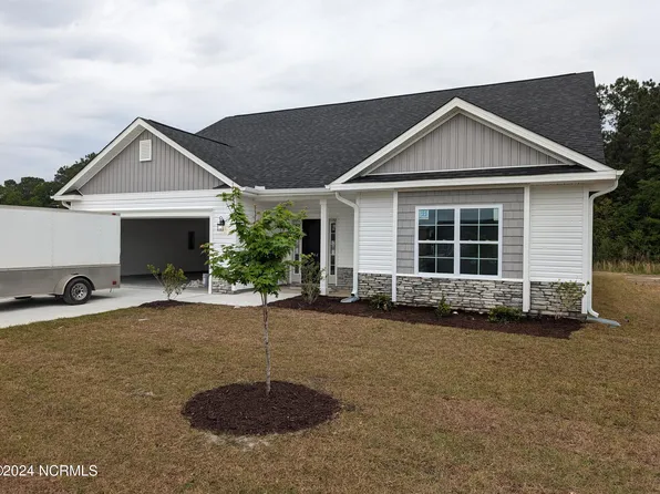 602 Central Park Way, Richlands, NC 28574