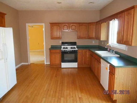 2nd image of 8692 N County Road 50 W