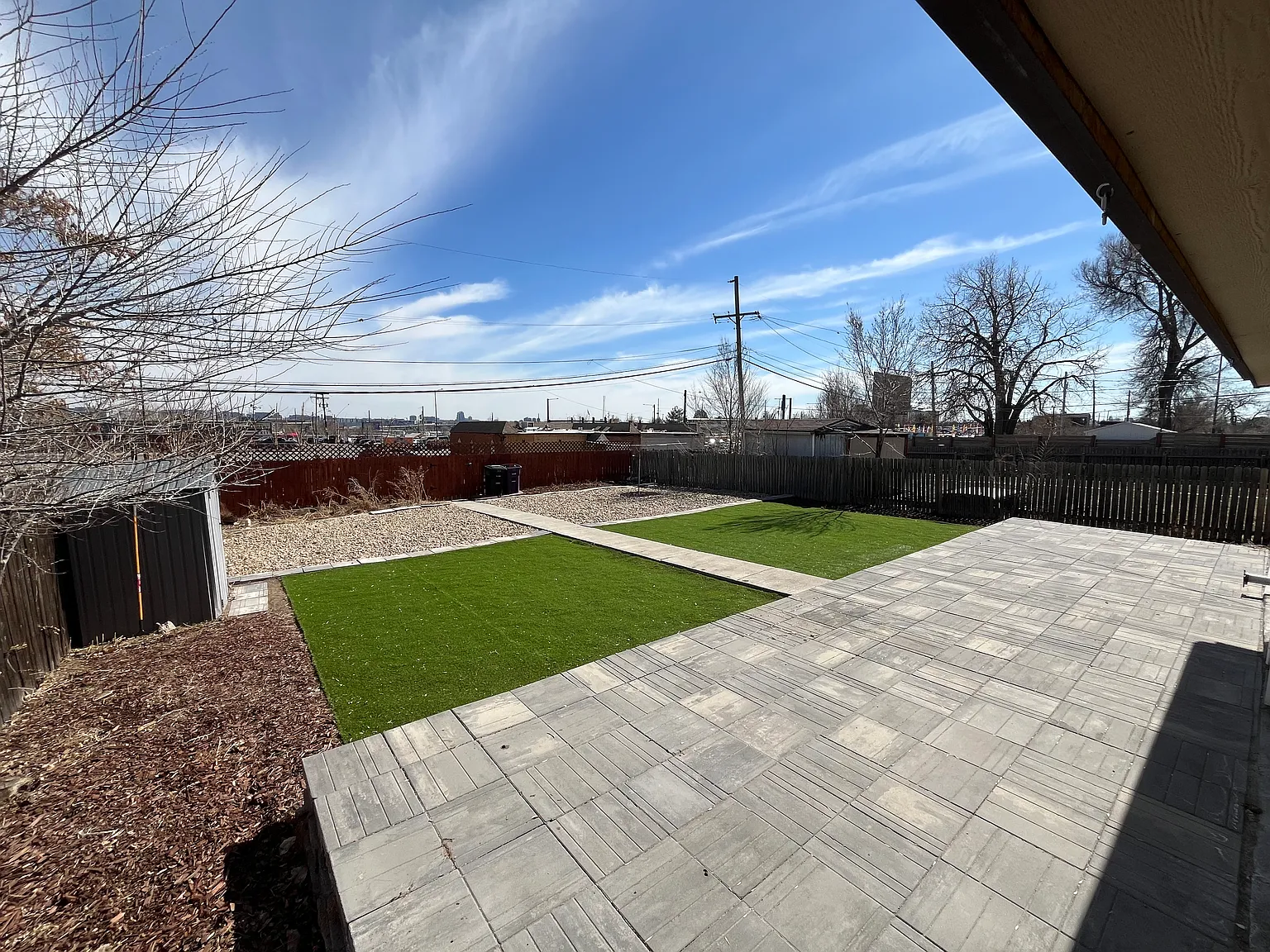 3 bed, 985 sqft, $2,350 — Photo 4