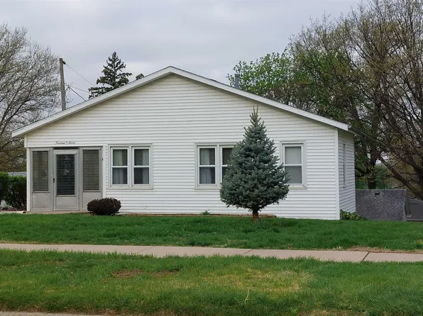 1407 N 8th St, Red Oak, IA 51566