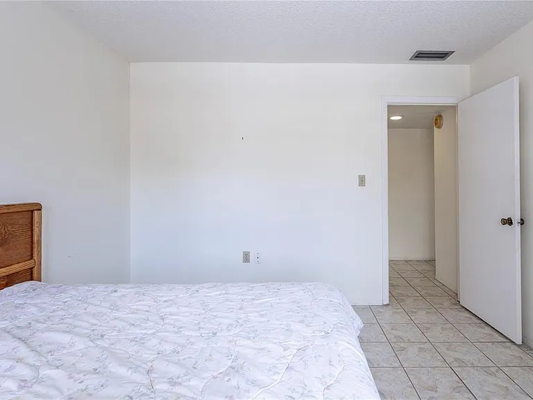 3840 Staysail Ln #3840 — Photo 28