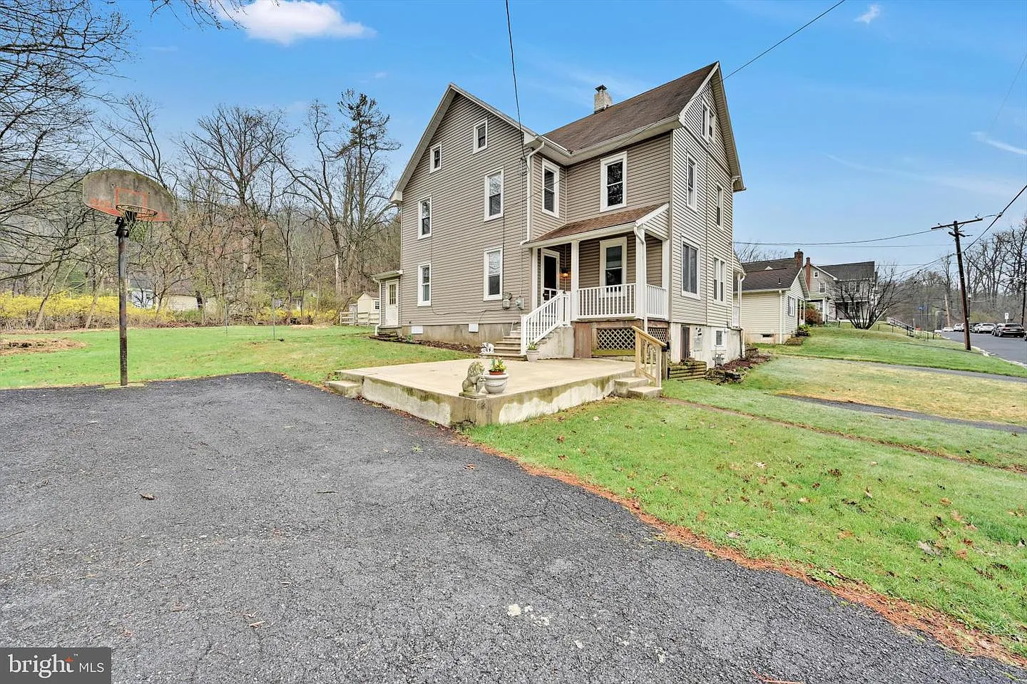 30 W Fairview St photo 1