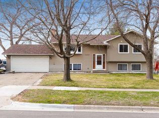 11314 W River Hills Dr, Burnsville, MN 55337