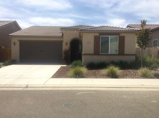 3396 Carmelita Ave, Clovis, CA