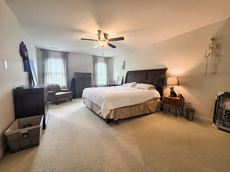 12713 Finningham Mews — Photo 34