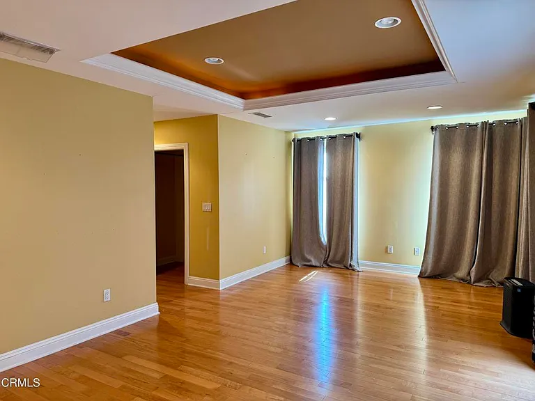 1736 Vistillas Rd — Photo 27