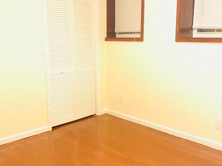 549 S 53rd St #1 — Photo 11