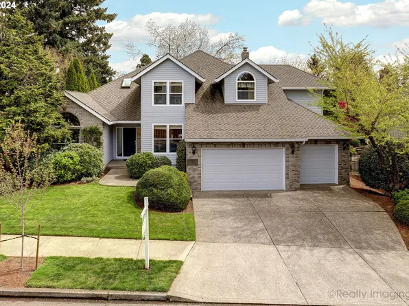 3353 Coeur D Alene Dr, West Linn, OR 97068