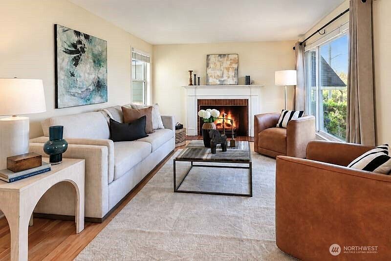 2nd image of 7548 28th Avenue NW