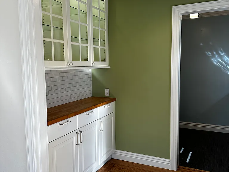 Dining nook/office