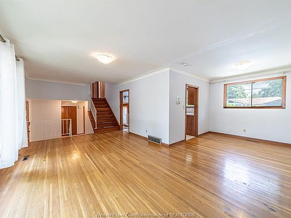 5th image of 3240 Saint Patricks Dr