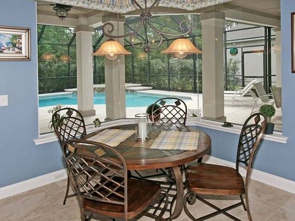 Breakfast Nook