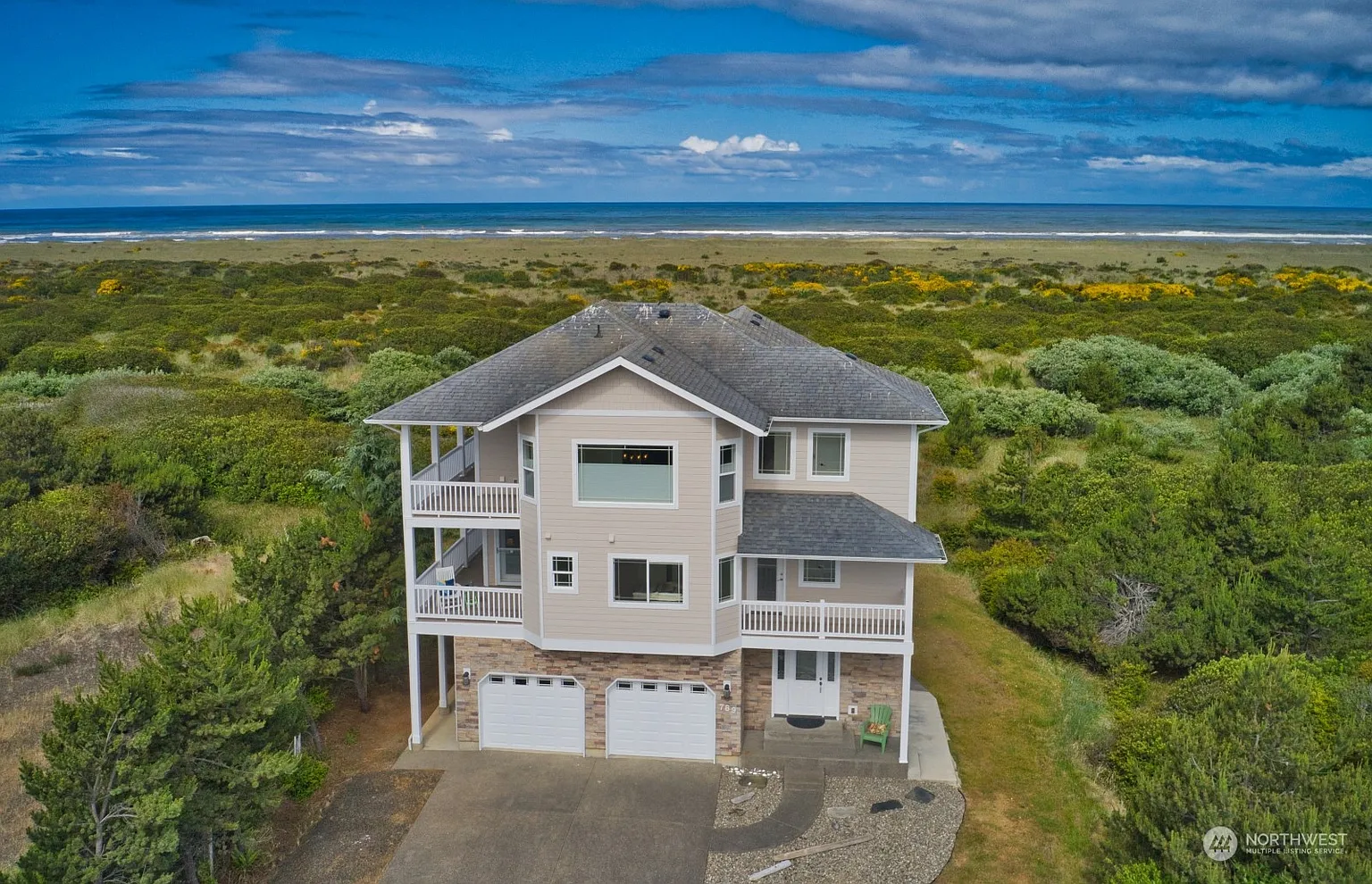 769 S Sand Dune Avenue SW photo 1