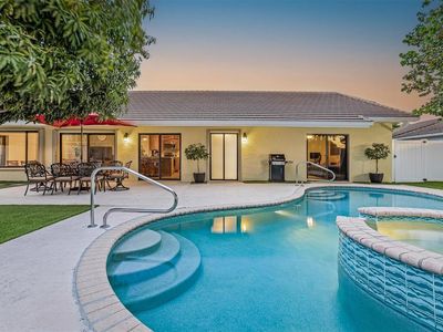 21111 Escondido Way, Boca Raton, FL, 33433