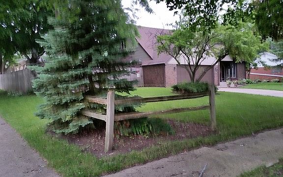 2nd image of 520 N Tana Ln