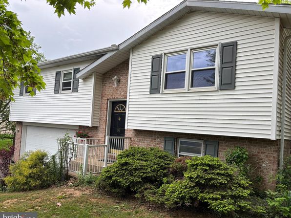 52 Green Acre Rd, Lititz, PA 17543