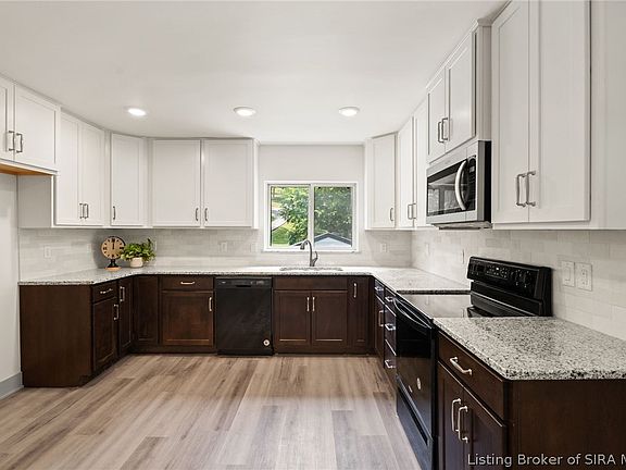 4th image of 214 Cheryl Drive