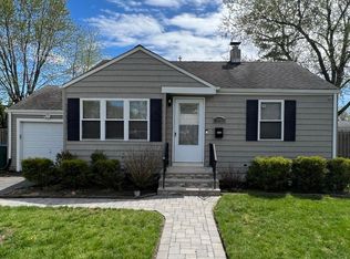 118 Peach St, Tinton Falls, NJ 07724