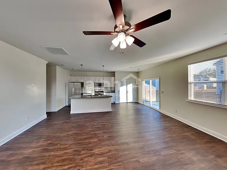 5231 Valor Dr — Photo 5