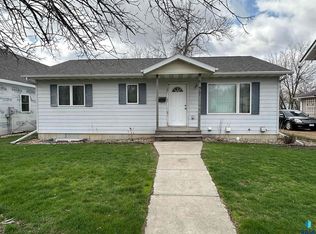 511 W Warren St, Luverne, MN 56156