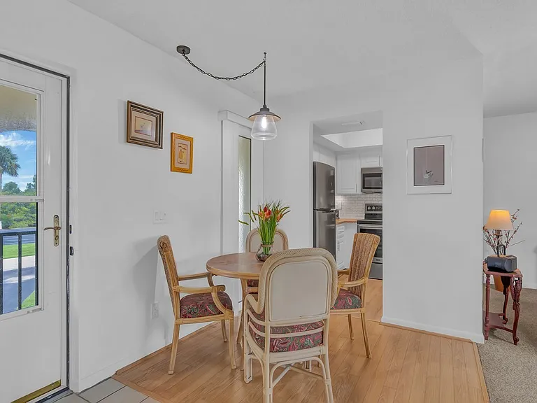 1860 Robalo Dr #203A — Photo 11