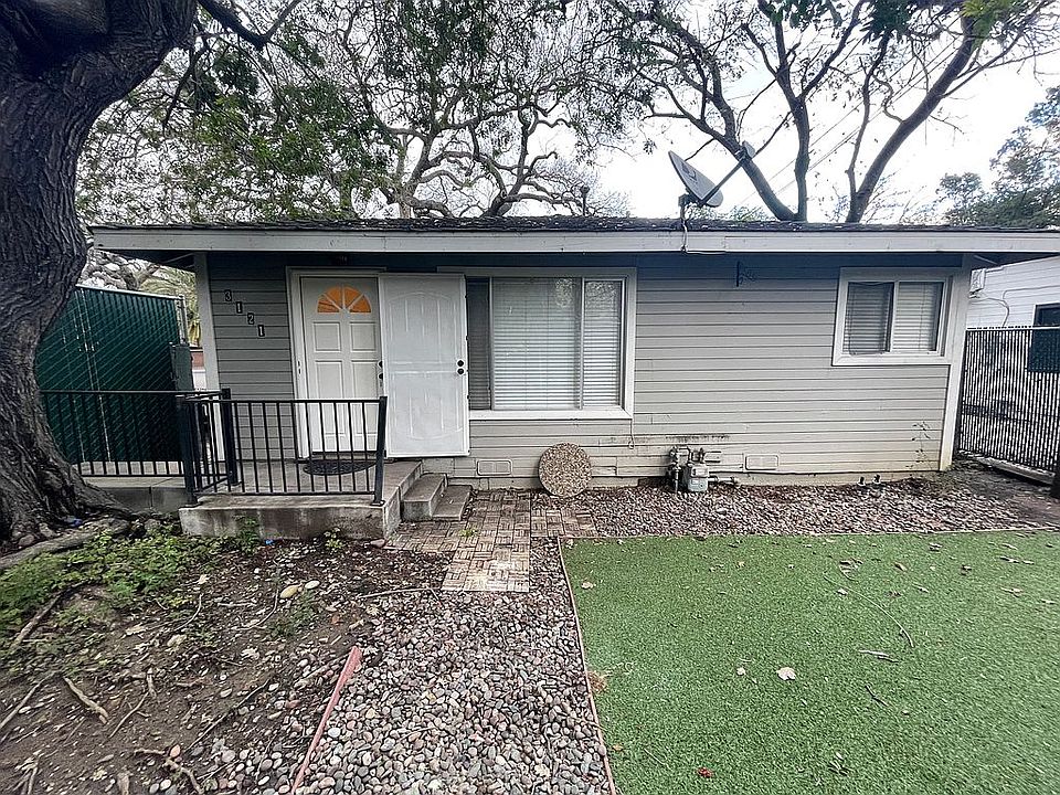 3 bed 2 bath Cottage Home
