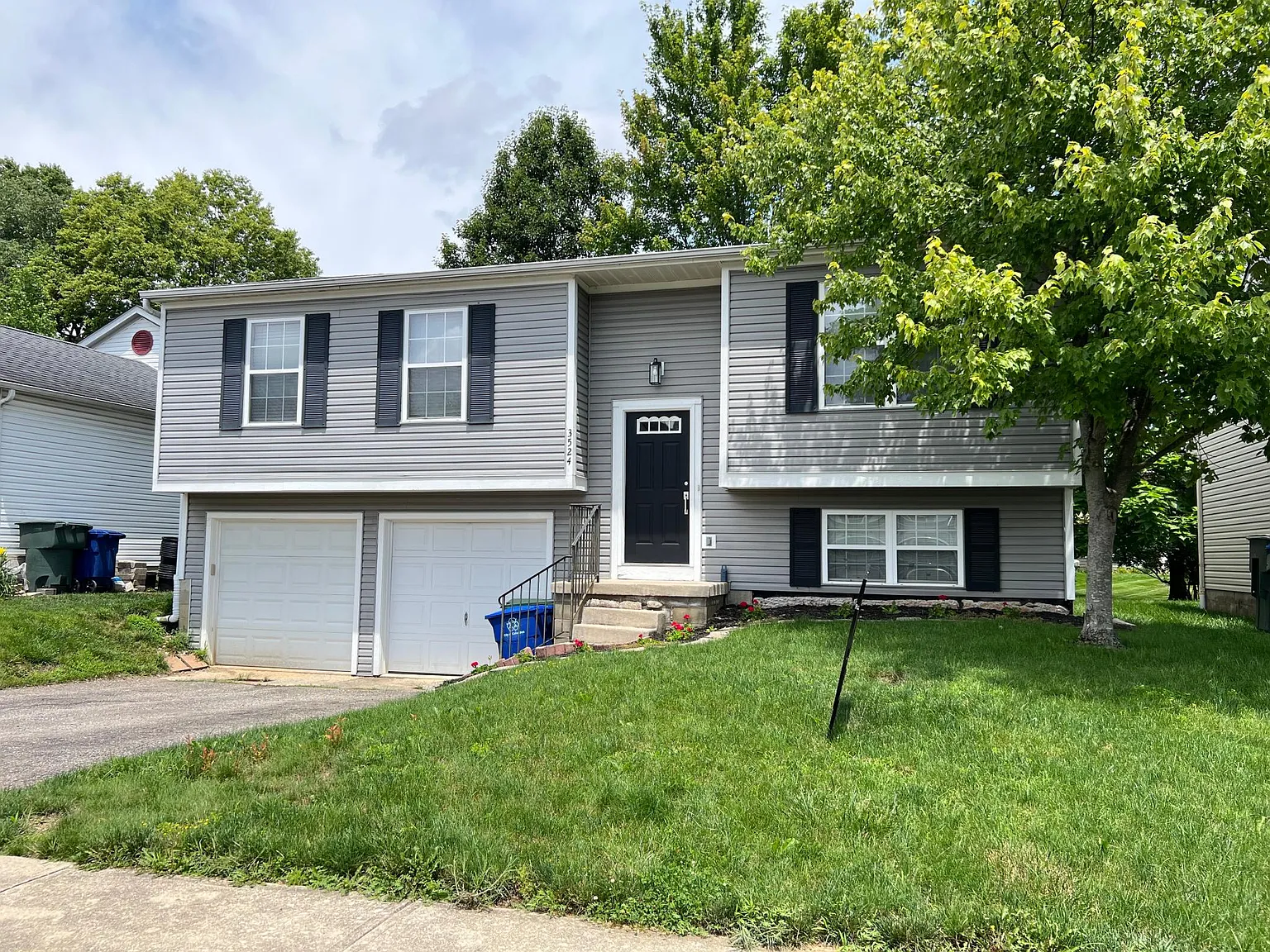 3 bed, 1450 sqft, $2,250 — Photo 1