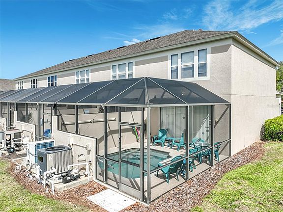 5th image of 8104 Princess Palm Ln