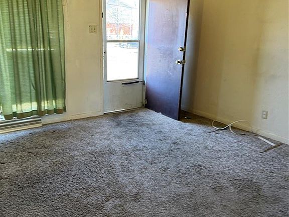 5th image of 149 Hutchinson Rd